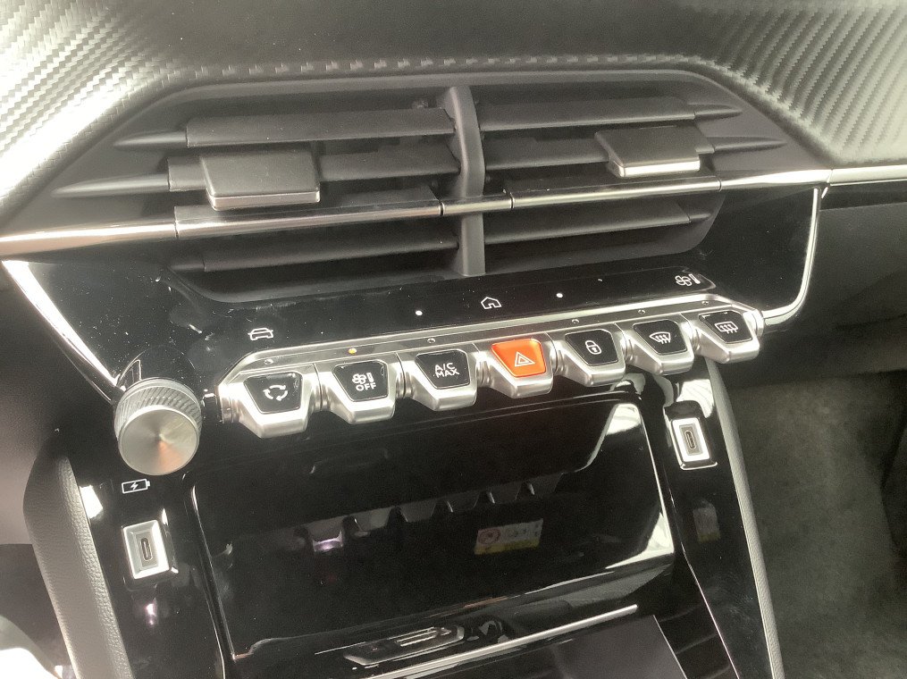 Peugeot 2008 Hybrid 145 e-DCS6 Allure